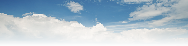 DAs Bild zeigt wei e Wattew lkchen auf strahlend blauem Himmel. Das Bild endet mit einem Verlauf in die Seite hinein, sodas es aussieht als w rde es den Himmel des Bildes das unten auf der Seite abgebildet ist erg nzen.