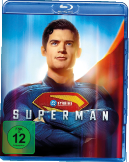 Das Bild zeigt das Blu-ray-Cover des Films „Superman“ von DC Studios.   Im Mittelpunkt steht Superman in klassischer Pose – mit verschr nkten Armen, entschlossenem Blick und dem ikonischen roten „S“-Symbol auf seiner Brust. Der Hintergrund ist in leuchtenden Blau-, Rot- und Goldt nen gehalten, was die heroische und hoffnungsvolle Stimmung des Motivs unterstreicht.    Das Cover tr gt die FSK-12-Freigabe und vermittelt mit seiner klaren, modernen Gestaltung den typischen Hochglanz-Look aktueller DC-Verfilmungen.