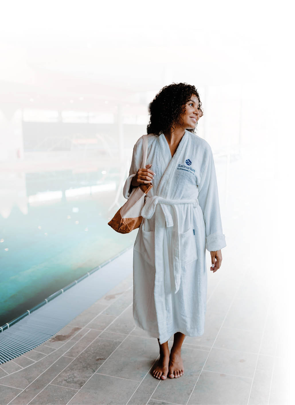 Unser Thermalbad ist Ihre Quelle f r Erholung und Vitalit t – ob bei einem Solebad, in der Dampfoase oder in unseren komfortablen Liegebereichen. Lassen Sie den Alltag hinter sich und tauchen Sie ein in eine Welt der Ruhe und Regeneration.