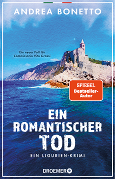 Buchcover im Hochformat: Im oberen Bereich gro er, wei er Schriftzug mit dem Namen der Autorin. Darunter ein weiter, leuchtend blauer Himmel ber einer felsigen K stenlandschaft; rechts oben auf einer Klippe steht eine alte, beige Steinkirche mit Turm. Der mittlere Bildbereich zeigt Brandung an einer hellen, zerkl fteten Felsk ste; ein orange-rotes Label rechts neben der Mitte tr gt den Hinweis „SPIEGEL Bestseller‑Autor“. Der untere Bildbereich ist vom tiefen Blau des Meeres eingenommen; gro es, kr ftiges, wei es Titellogo in rauer Schrift: „EIN ROMANTISCHER TOD“. Darunter kleinerer Untertitel: „EIN LIGURIEN‑KRIMI“ und am unteren Rand das Verlagslogo „DROEMER“. Farbwirkung: kontrastreiches Blau des Himmels und Meeres gegen sandige Felsen und wei e Schrift, vermittelt eine dramatisch-romantische Stimmung.