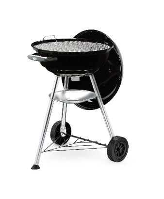 Ein schwarzer runder Holzkohlegrill mit Deckel, der auf drei Metallbeinen steht und zwei R der zur einfachen Bewegung hat. Beschreibung von KI generiert